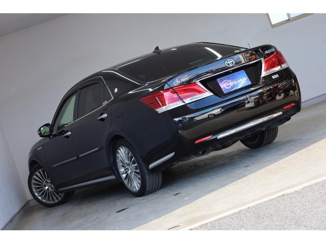 クラウンマジェスタ Fバージョン 本革シート アドバンストパッケージ 純正18インチAW 純正8型HDDナビ Bカメラ 禁煙車 メモリー付パワーシート シートエアコン 電動リアサンシェード 後席サンシェード イージークローザー ETC(11枚目)