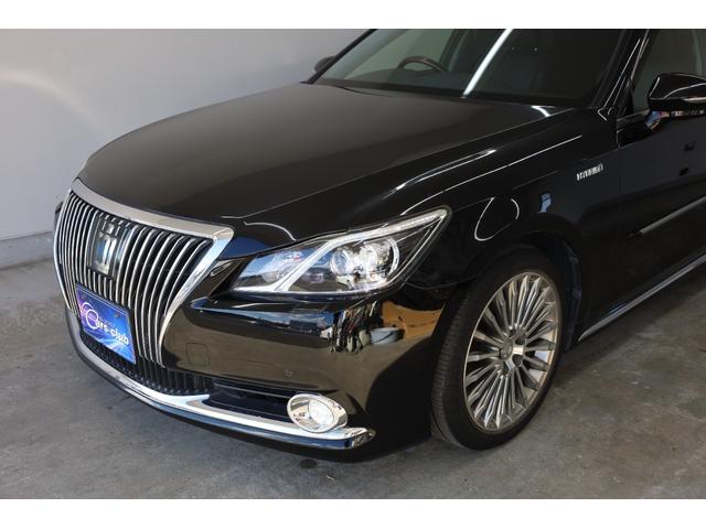 クラウンマジェスタ Fバージョン 本革シート アドバンストパッケージ 純正18インチAW 純正8型HDDナビ Bカメラ 禁煙車 メモリー付パワーシート シートエアコン 電動リアサンシェード 後席サンシェード イージークローザー ETC(13枚目)