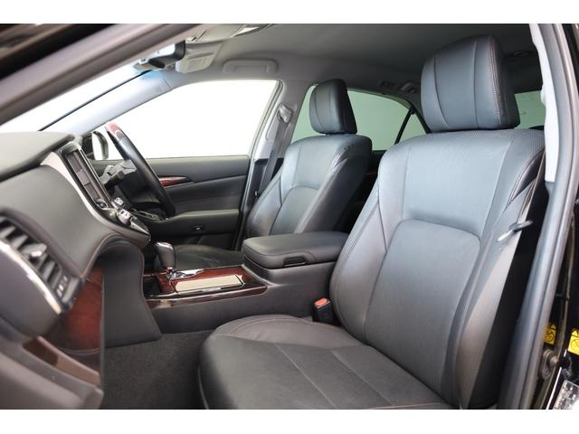 クラウンマジェスタ Fバージョン 本革シート アドバンストパッケージ 純正18インチAW 純正8型HDDナビ Bカメラ 禁煙車 メモリー付パワーシート シートエアコン 電動リアサンシェード 後席サンシェード イージークローザー ETC(17枚目)