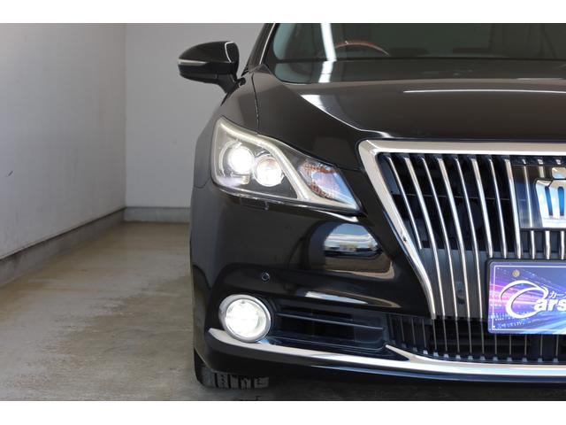 クラウンマジェスタ Fバージョン 本革シート アドバンストパッケージ 純正18インチAW 純正8型HDDナビ Bカメラ 禁煙車 メモリー付パワーシート シートエアコン 電動リアサンシェード 後席サンシェード イージークローザー ETC(28枚目)