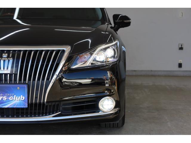 クラウンマジェスタ Fバージョン 本革シート アドバンストパッケージ 純正18インチAW 純正8型HDDナビ Bカメラ 禁煙車 メモリー付パワーシート シートエアコン 電動リアサンシェード 後席サンシェード イージークローザー ETC(29枚目)