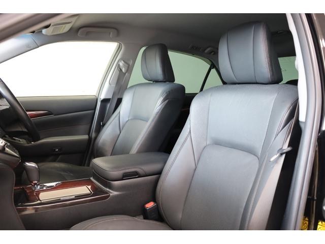 クラウンマジェスタ Fバージョン 本革シート アドバンストパッケージ 純正18インチAW 純正8型HDDナビ Bカメラ 禁煙車 メモリー付パワーシート シートエアコン 電動リアサンシェード 後席サンシェード イージークローザー ETC(41枚目)