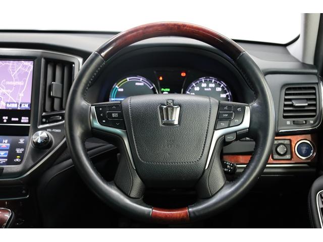 クラウンマジェスタ Fバージョン 本革シート アドバンストパッケージ 純正18インチAW 純正8型HDDナビ Bカメラ 禁煙車 メモリー付パワーシート シートエアコン 電動リアサンシェード 後席サンシェード イージークローザー ETC(54枚目)