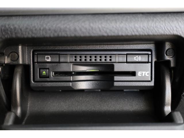 クラウンマジェスタ Fバージョン 本革シート アドバンストパッケージ 純正18インチAW 純正8型HDDナビ Bカメラ 禁煙車 メモリー付パワーシート シートエアコン 電動リアサンシェード 後席サンシェード イージークローザー ETC(62枚目)