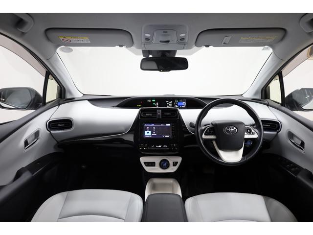 プリウス Aツーリングセレクション モデリスタアイコニックエアロ セーフティセンス インテリジェントクリアランスソナー 禁煙車 純正17インチAW ブラインドスポットモニター HUD 純正SDナビ バックカメラ シートヒーター ETC(4枚目)