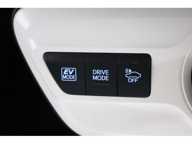 プリウス Aツーリングセレクション モデリスタアイコニックエアロ セーフティセンス インテリジェントクリアランスソナー 禁煙車 純正17インチAW ブラインドスポットモニター HUD 純正SDナビ バックカメラ シートヒーター ETC(55枚目)