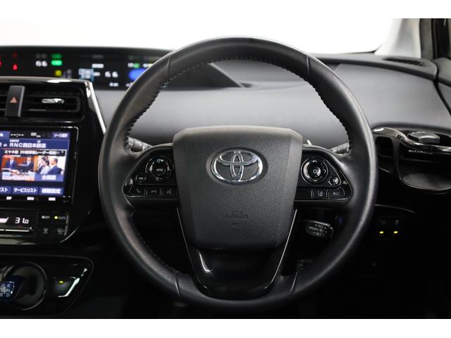 プリウス Aツーリングセレクション ワンオーナー 純正9型SDナビ BT接続 Bカメラ 禁煙車 セーフティセンス インテリジェントクリアランスソナー 純正17インチAW ブラインドスポットモニター HUD パワーシート AC1500W(61枚目)