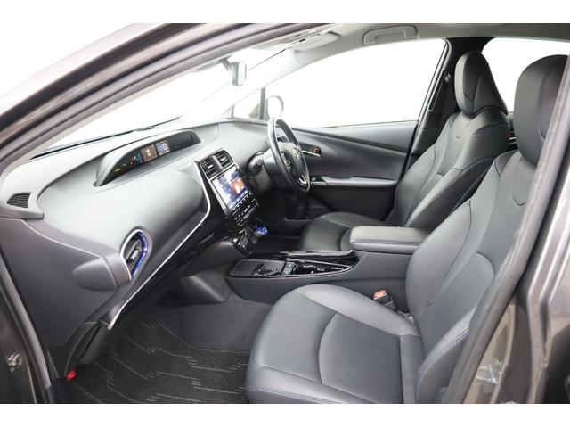 プリウス Aツーリングセレクション モデリスタアイコニックエアロ 純正9型SDフルセグナビ Bカメラ 禁煙車 セーフティセンス インテリジェントクリアランスソナー 純正17インチAW BSM HUD パワーシート シートヒーター ETC(42枚目)