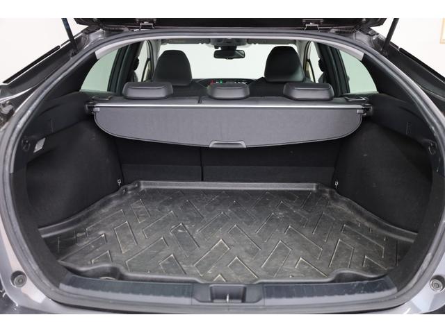 プリウス Aツーリングセレクション モデリスタアイコニックエアロ 純正9型SDフルセグナビ Bカメラ 禁煙車 セーフティセンス インテリジェントクリアランスソナー 純正17インチAW BSM HUD パワーシート シートヒーター ETC(75枚目)