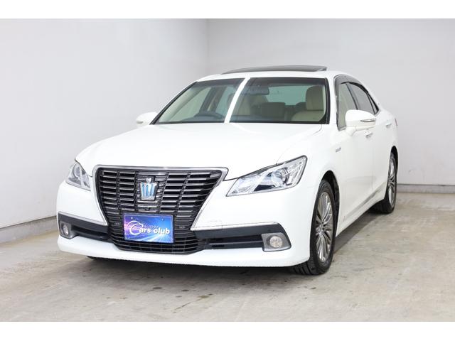 クラウンハイブリッド ロイヤルサルーン　電動サンルーフ　本革シート　トヨタプレミアムサウンド　純正８型ＨＤＤナビ　全方位カメラ　クリアランスソナー　禁煙車　前席パワーシート　シートクーラー　シート＆ステアリングヒーター　純正１７インチＡＷ（80枚目）