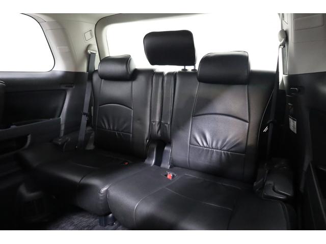 ヴェルファイア ２．４Ｚ　両側電動スライドドア　アルパイン９型ＳＤナビ　アルパイン１０．２型後席モニター　バックカメラ　クリアランスソナー　禁煙車　純正１８インチＡＷ　左右独立ＡＡＣ　リヤＡＡＣ　オットマン　ＥＴＣ　純正マット（18枚目）