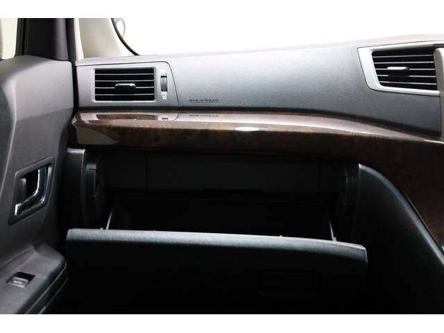 ヴェルファイア ２．４Ｚ　両側電動スライドドア　アルパイン９型ＳＤナビ　アルパイン１０．２型後席モニター　バックカメラ　クリアランスソナー　禁煙車　純正１８インチＡＷ　左右独立ＡＡＣ　リヤＡＡＣ　オットマン　ＥＴＣ　純正マット（44枚目）