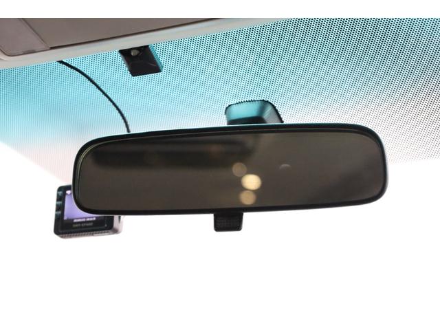 ヴェルファイア ２．４Ｚ　両側電動スライドドア　アルパイン９型ＳＤナビ　アルパイン１０．２型後席モニター　バックカメラ　クリアランスソナー　禁煙車　純正１８インチＡＷ　左右独立ＡＡＣ　リヤＡＡＣ　オットマン　ＥＴＣ　純正マット（66枚目）