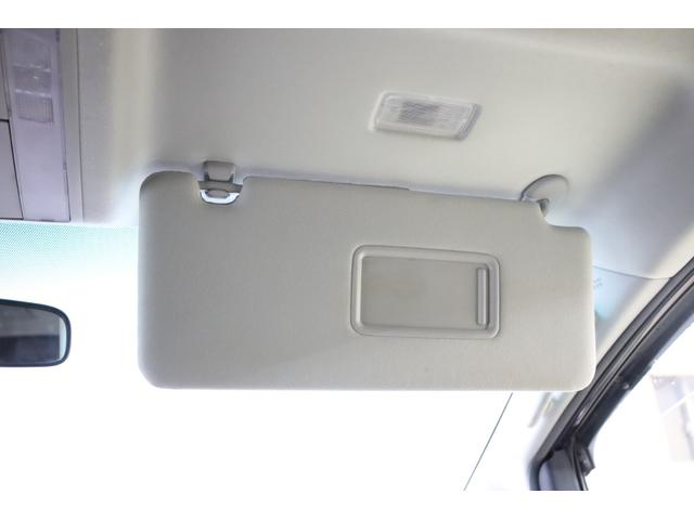 ヴェルファイア ２．４Ｚ　両側電動スライドドア　アルパイン９型ＳＤナビ　アルパイン１０．２型後席モニター　バックカメラ　クリアランスソナー　禁煙車　純正１８インチＡＷ　左右独立ＡＡＣ　リヤＡＡＣ　オットマン　ＥＴＣ　純正マット（68枚目）