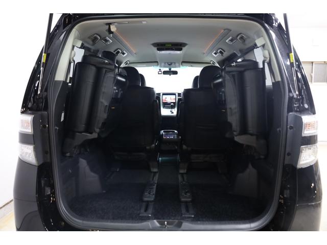 ヴェルファイア ２．４Ｚ　両側電動スライドドア　アルパイン９型ＳＤナビ　アルパイン１０．２型後席モニター　バックカメラ　クリアランスソナー　禁煙車　純正１８インチＡＷ　左右独立ＡＡＣ　リヤＡＡＣ　オットマン　ＥＴＣ　純正マット（76枚目）