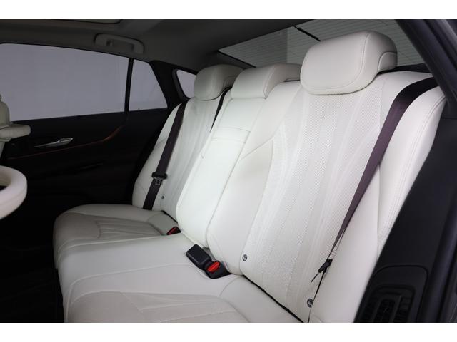 ＭＩＲＡＩ Ｚ　エグゼクティブパッケージ　本革シート　パノラマムーンルーフ　モデリスタフルエアロ　ＪＢＬプレミアムサウンド　純正２０インチＡＷ　寒冷地仕様　純正１２．３型メモリーナビ　全方位カメラ　ＴＳＳ　ＩＣＳ　ＢＳＭ　ＨＵＤ　パワーシート（18枚目）