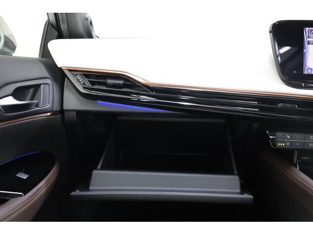 ＭＩＲＡＩ Ｚ　エグゼクティブパッケージ　本革シート　パノラマムーンルーフ　モデリスタフルエアロ　ＪＢＬプレミアムサウンド　純正２０インチＡＷ　寒冷地仕様　純正１２．３型メモリーナビ　全方位カメラ　ＴＳＳ　ＩＣＳ　ＢＳＭ　ＨＵＤ　パワーシート（40枚目）