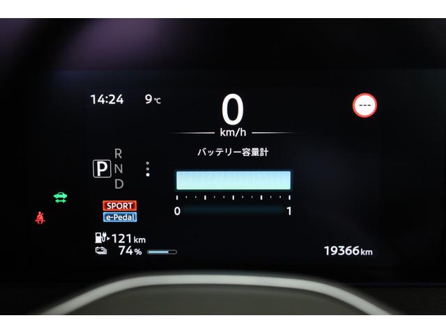 車検満了日の３ケ月以上前から車検予約をいただいた方には撥水洗車・車内清掃をサービスで実地致しますので随時ご予約お待ちしております！トヨタ・スズキ・ダイハツ・ミツビシ・ニッサン・マツダ・レクサス・ベンツ