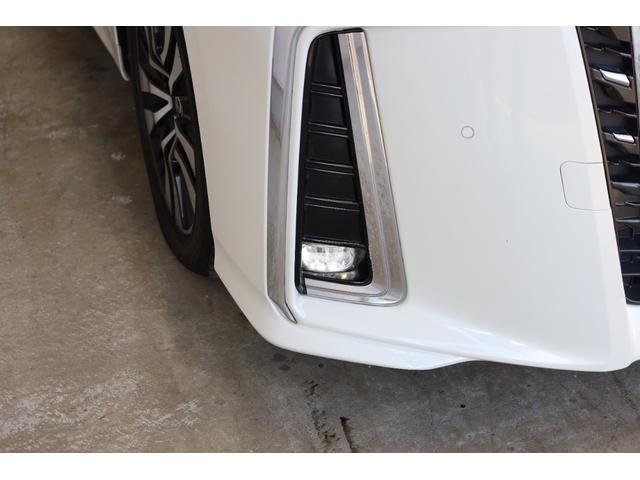アルファード ２．５Ｓ　Ｃパッケージ　ユーザー下取車　サンルーフ　本革シート　両側電動スライドドア　純正９．２型ディスプレイ　純正１２．１型後席モニター　Ｂカメラ　改良後セーフティセンス　ＩＣＳ　パワーバックドア　シートエアコン　禁煙車（32枚目）