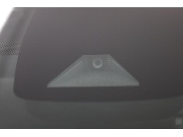 プリウス Ｓセーフティプラス　セーフティセンス　インテリジェントクリアランスソナー　レーダークルーズコントロール　禁煙車　トヨタＳＤナビ　地デジＴＶ　バックカメラ　純正１５インチＡＷ　ＬＥＤヘッドライト　フォグランプ　ＥＴＣ（5枚目）