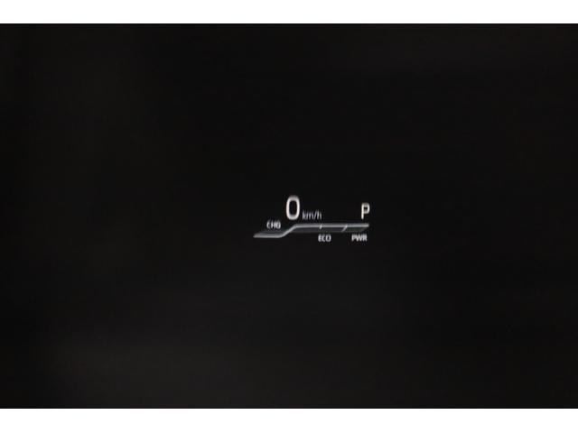 ハリアーハイブリッド Ｚ　レザーパッケージ　本革シート　モデリスタフルエアロ　ＪＢＬプレミアムサウンド　純正１２．３型ディスプレイ　全方位カメラ　セーフティセンス　ＰＫＳＢ　ＢＳＭ　ＨＵＤ　パワーバックドア　トヨタ２０インチＡＷ　シートエアコン（16枚目）