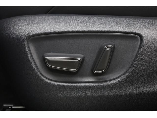 ハリアーハイブリッド Ｚ　レザーパッケージ　本革シート　モデリスタフルエアロ　ＪＢＬプレミアムサウンド　純正１２．３型ディスプレイ　全方位カメラ　セーフティセンス　ＰＫＳＢ　ＢＳＭ　ＨＵＤ　パワーバックドア　トヨタ２０インチＡＷ　シートエアコン（68枚目）