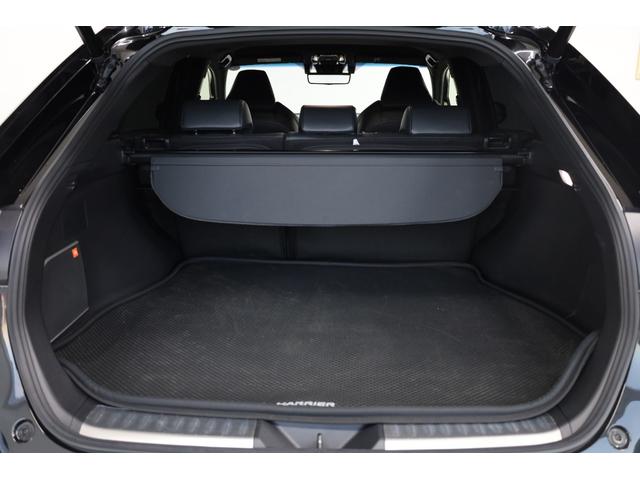 ハリアーハイブリッド Ｚ　レザーパッケージ　本革シート　モデリスタフルエアロ　ＪＢＬプレミアムサウンド　純正１２．３型ディスプレイ　全方位カメラ　セーフティセンス　ＰＫＳＢ　ＢＳＭ　ＨＵＤ　パワーバックドア　トヨタ２０インチＡＷ　シートエアコン（76枚目）