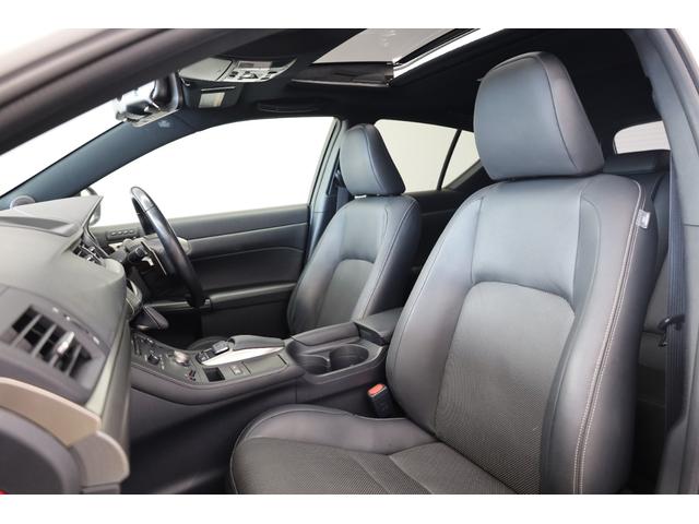 ＣＴ ＣＴ２００ｈ　Ｆスポーツ　後期型　ムーンルーフ　本革シート　禁煙車　純正ＳＤナビ　Ｂカメラ　前席パワーシート　シートメモリー　前席シートヒーター　左右独立ＡＡＣ　純正１７インチＡＷ　クルーズコントロール　ＥＴＣ　ＬＥＤライト（17枚目）