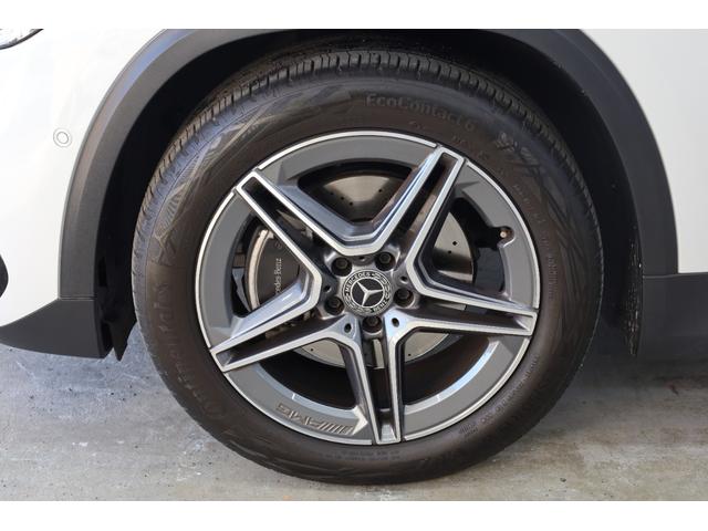 ＧＬＡクラス ＧＬＡ１８０　ＡＭＧラインパッケージ　ユーザー下取車　ワンオーナー　パノラマサンルーフ　レザーパッケージ　純正ディスプレイ　全方位カメラ　インテリジェントドライブ　障害物ソナー　ＢＳＡ　ＨＵＤ　純正１９インチＡＷ　自動開閉テールゲート（14枚目）