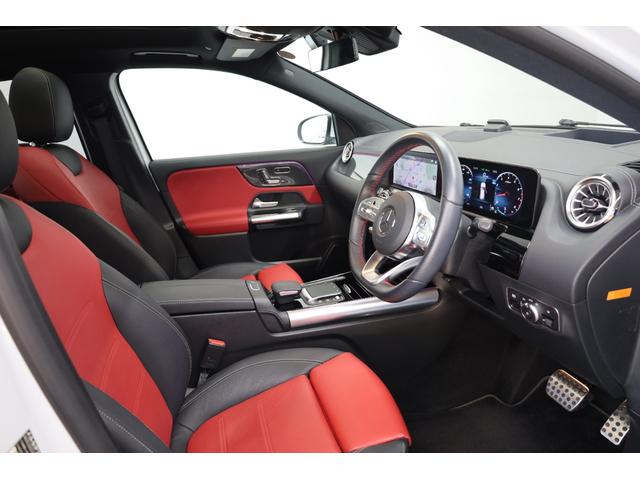 ＧＬＡクラス ＧＬＡ１８０　ＡＭＧラインパッケージ　ユーザー下取車　ワンオーナー　パノラマサンルーフ　レザーパッケージ　純正ディスプレイ　全方位カメラ　インテリジェントドライブ　障害物ソナー　ＢＳＡ　ＨＵＤ　純正１９インチＡＷ　自動開閉テールゲート（38枚目）