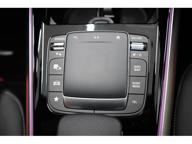 ＧＬＡクラス ＧＬＡ１８０　ＡＭＧラインパッケージ　ユーザー下取車　ワンオーナー　パノラマサンルーフ　レザーパッケージ　純正ディスプレイ　全方位カメラ　インテリジェントドライブ　障害物ソナー　ＢＳＡ　ＨＵＤ　純正１９インチＡＷ　自動開閉テールゲート（52枚目）