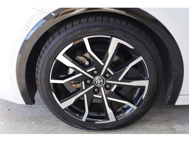 プリウス Ｚ　ＰＨＥＶ　ワンオーナー　純正１２．３インチディスプレイ　ナビ　フルセグＴＶ　全方位カメラ　ＴＳＳ　ＰＫＳＢ　ＢＳＭ　レザーシート　純正１９インチＡＷ　シートエアコン　パワーバックドア　ＥＴＣ２．０（36枚目）