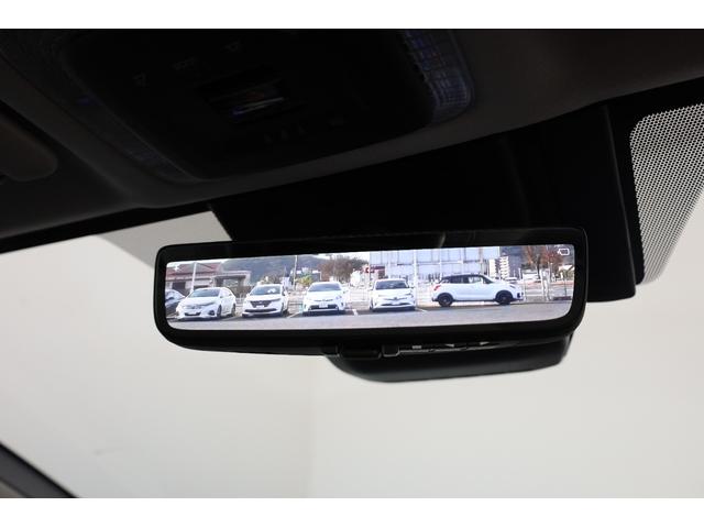 プリウス Ｚ　ＰＨＥＶ　ワンオーナー　純正１２．３インチディスプレイ　ナビ　フルセグＴＶ　全方位カメラ　ＴＳＳ　ＰＫＳＢ　ＢＳＭ　レザーシート　純正１９インチＡＷ　シートエアコン　パワーバックドア　ＥＴＣ２．０（72枚目）