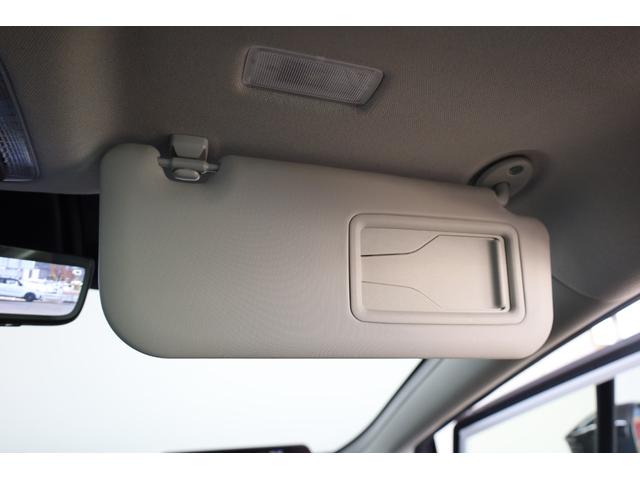 プリウス Ｚ　ＰＨＥＶ　ワンオーナー　純正１２．３インチディスプレイ　ナビ　フルセグＴＶ　全方位カメラ　ＴＳＳ　ＰＫＳＢ　ＢＳＭ　レザーシート　純正１９インチＡＷ　シートエアコン　パワーバックドア　ＥＴＣ２．０（74枚目）