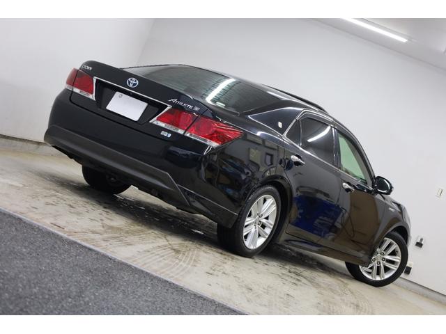 クラウンハイブリッド アスリートＳ　電動ムーンルーフ　本革シート　純正８型ＨＤＤナビ　ＢＴ接続　Ｂカメラ　禁煙車　前席パワーシート　シートヒーター＆クーラー　純正１７インチＡＷ　クルーズコントロール　左右独立ＡＡＣ　ＥＴＣ　純正マット（12枚目）