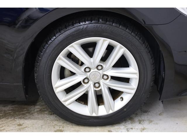 クラウンハイブリッド アスリートＳ　電動ムーンルーフ　本革シート　純正８型ＨＤＤナビ　ＢＴ接続　Ｂカメラ　禁煙車　前席パワーシート　シートヒーター＆クーラー　純正１７インチＡＷ　クルーズコントロール　左右独立ＡＡＣ　ＥＴＣ　純正マット（38枚目）