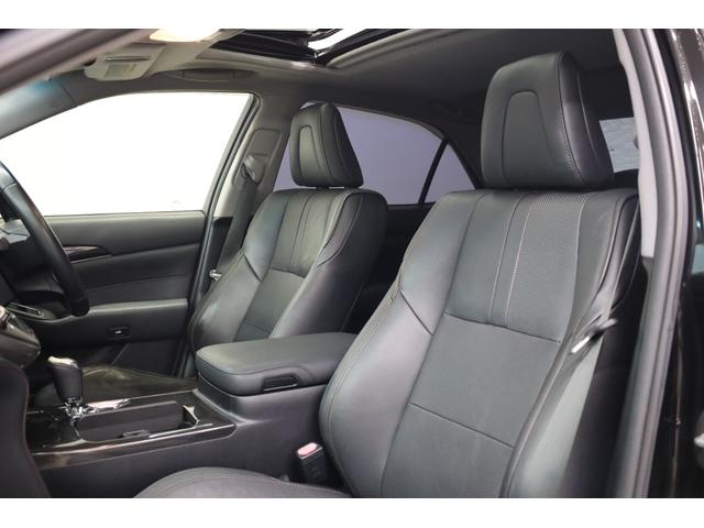 クラウンハイブリッド アスリートＳ　電動ムーンルーフ　本革シート　純正８型ＨＤＤナビ　ＢＴ接続　Ｂカメラ　禁煙車　前席パワーシート　シートヒーター＆クーラー　純正１７インチＡＷ　クルーズコントロール　左右独立ＡＡＣ　ＥＴＣ　純正マット（43枚目）