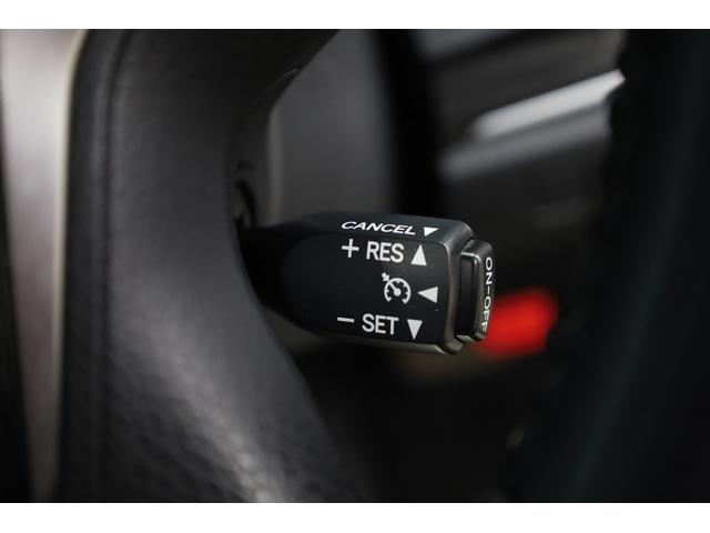 クラウンハイブリッド アスリートＳ　電動ムーンルーフ　本革シート　純正８型ＨＤＤナビ　ＢＴ接続　Ｂカメラ　禁煙車　前席パワーシート　シートヒーター＆クーラー　純正１７インチＡＷ　クルーズコントロール　左右独立ＡＡＣ　ＥＴＣ　純正マット（61枚目）