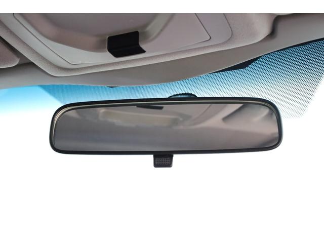 クラウンハイブリッド アスリートＳ　電動ムーンルーフ　本革シート　純正８型ＨＤＤナビ　ＢＴ接続　Ｂカメラ　禁煙車　前席パワーシート　シートヒーター＆クーラー　純正１７インチＡＷ　クルーズコントロール　左右独立ＡＡＣ　ＥＴＣ　純正マット（68枚目）