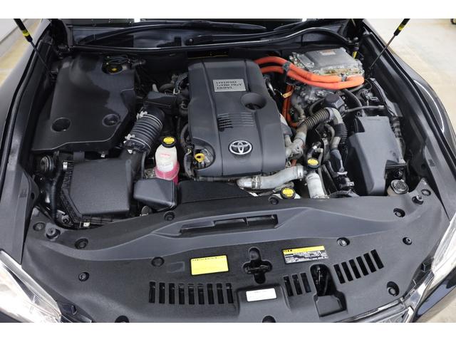 クラウンハイブリッド アスリートＳ　電動ムーンルーフ　本革シート　純正８型ＨＤＤナビ　ＢＴ接続　Ｂカメラ　禁煙車　前席パワーシート　シートヒーター＆クーラー　純正１７インチＡＷ　クルーズコントロール　左右独立ＡＡＣ　ＥＴＣ　純正マット（73枚目）