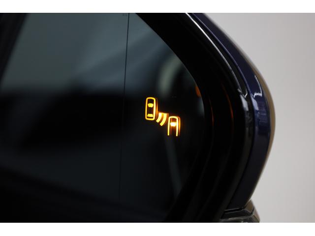 プリウスＰＨＶ Ａ　後期型５人乗り　寒冷地仕様　純正ＳＤナビ　全方位カメラ　純正１７インチＡＷ　セーフティセンス　インテリジェントクリアランスソナー　ＢＳＭ　パワーシート　シートヒーター　レーダークルーズ　ＡＣ１５００Ｗ（8枚目）