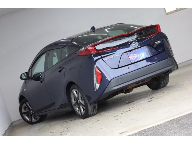 プリウスＰＨＶ Ａ　後期型５人乗り　寒冷地仕様　純正ＳＤナビ　全方位カメラ　純正１７インチＡＷ　セーフティセンス　インテリジェントクリアランスソナー　ＢＳＭ　パワーシート　シートヒーター　レーダークルーズ　ＡＣ１５００Ｗ（11枚目）