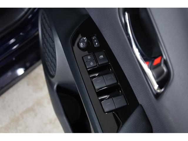 プリウスＰＨＶ Ａ　後期型５人乗り　寒冷地仕様　純正ＳＤナビ　全方位カメラ　純正１７インチＡＷ　セーフティセンス　インテリジェントクリアランスソナー　ＢＳＭ　パワーシート　シートヒーター　レーダークルーズ　ＡＣ１５００Ｗ（66枚目）