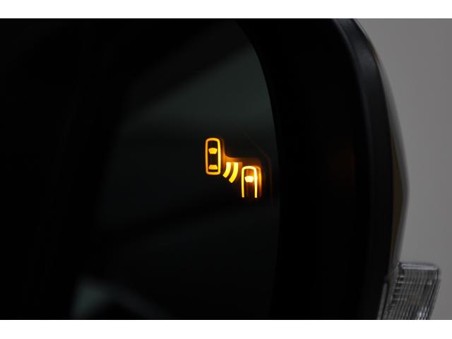 ライズ Ｚ　登録済み未使用車　純正９型ディスプレイ　全方位カメラ　スマートアシスト　コーナーセンサー　ブラインドスポットモニター　レーダークルーズ　純正１７インチＡＷ　電動ＰＫＢ　シートヒーター　オートハイビーム（9枚目）