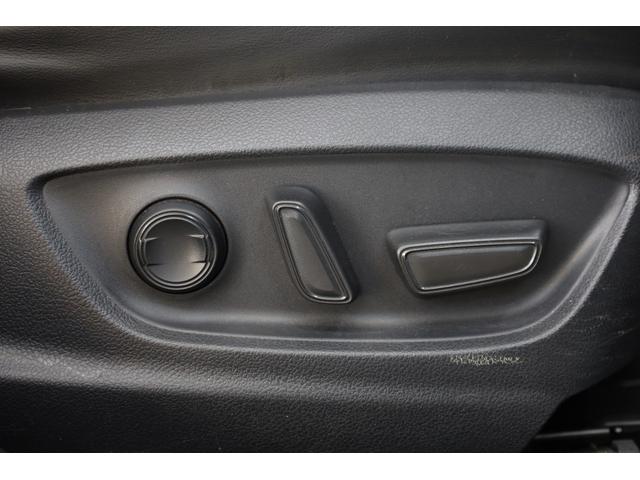 プリウス Ａツーリングセレクション　モデリスタアイコニックエアロ　純正９型ＳＤナビ　Ｂカメラ　セーフティセンス　ＩＣＳ　ＢＳＭ　ＨＵＤ　純正１７インチＡＷ　パワーシート　シートヒーター　レーダークルーズ　スペアタイヤ　ＬＥＤヘッドライト（68枚目）