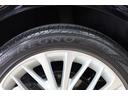 純正18インチアルミホイールに、溝山もしっかり残っている2024年製(前輪)・2021年製(後輪)のブリヂストンの中でも高品質のREGNOタイヤが装着されております!トヨタ・スズキ・ダイハツ・ミツビシ
