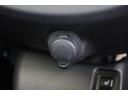アクセサリーソケット(12V/120W電源)も装備されておりますので何かと便利ですね!