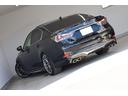 電動パーキングブレーキが装備されております。渋滞時や駐車券を取る際にブレーキを踏まずにいれるので運転も楽になります!アクセルを踏めばブレーキも自動解除されるので手間もかかりません!