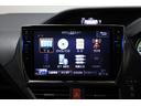 ヴォクシー ハイブリッドＶ　ワンオーナー　アルパイン１０型ＳＤナビ　Ｂカメラ　電動スライドドア　左右独立ＡＡＣ　リヤエアコン　後席サンシェード　シートヒーター　クルーズコントロール　ＥＴＣ　純正１５インチＡＷ　ＬＥＤヘッドライト（5枚目）