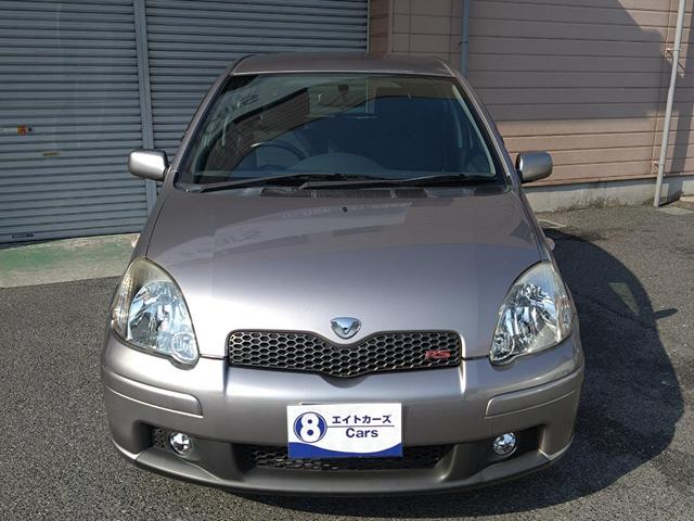 ヴィッツ ＲＳ　５ＭＴ　新品バッテリー　ドアロック修理済み　ＢＴオーディオ　ＥＴＣ　ドライブレコーダー　フォグランプ　リアスポ　純正１４インチＡＷ　キーレス　予備キー　取説　フルノーマル車　後期型　走行４７２００ＫＭ（15枚目）